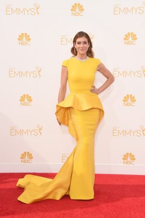 Kate Walsh in Stephane Rolland - Emmys 2014 red carpet photos.jpg